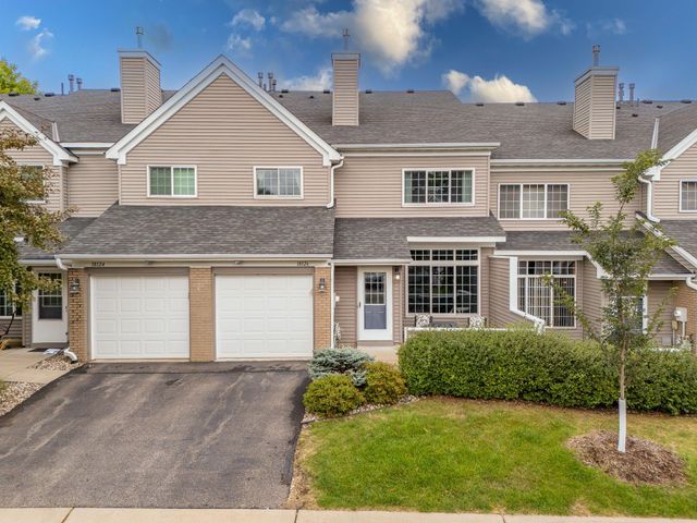18126 Settlers Way, Eden Prairie, MN 55347