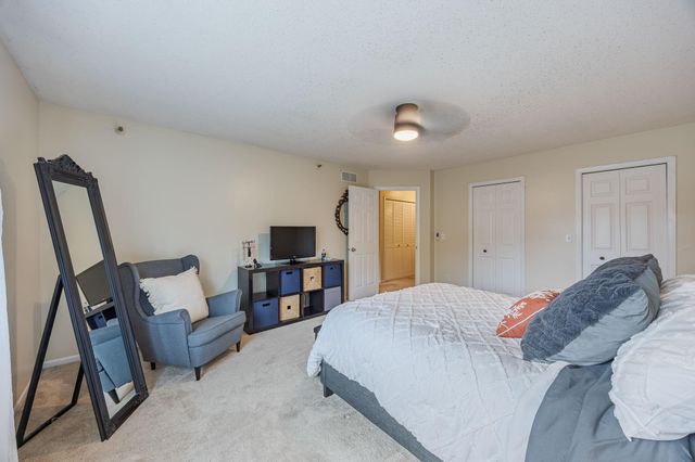 18126 Settlers Way, Eden Prairie, MN 55347