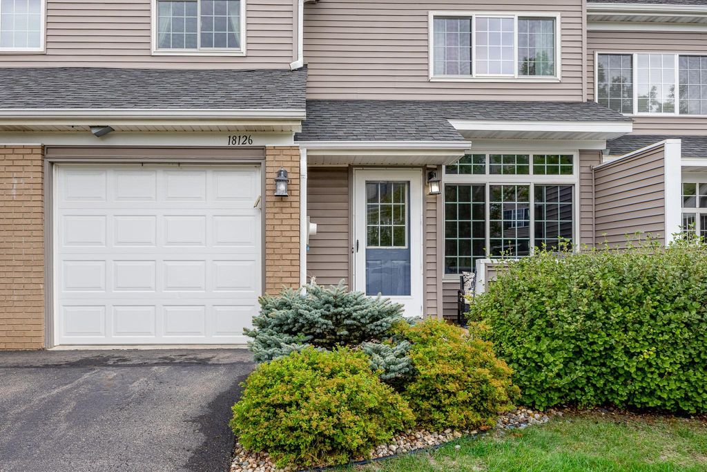 18126 Settlers Way, Eden Prairie, MN 55347