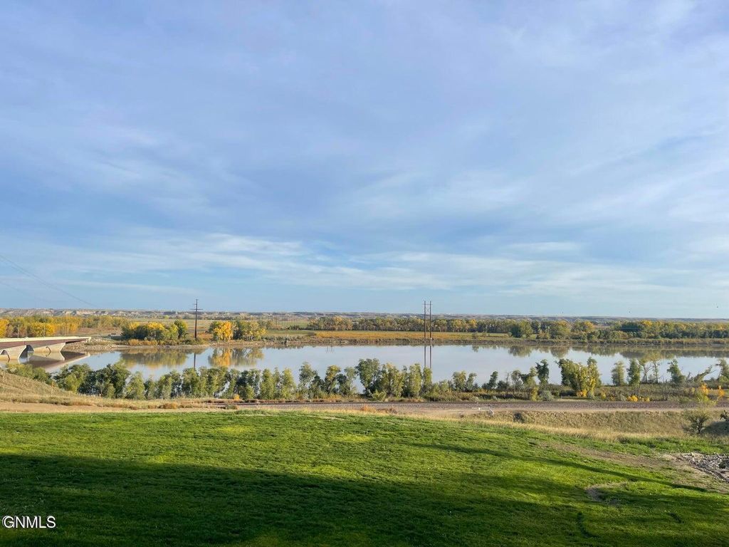 14044 48th Street NW, Williston, ND 58801 photo 104