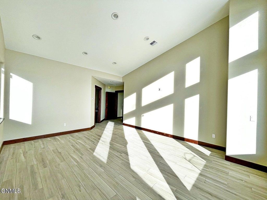 14044 48th Street NW, Williston, ND 58801 photo 25