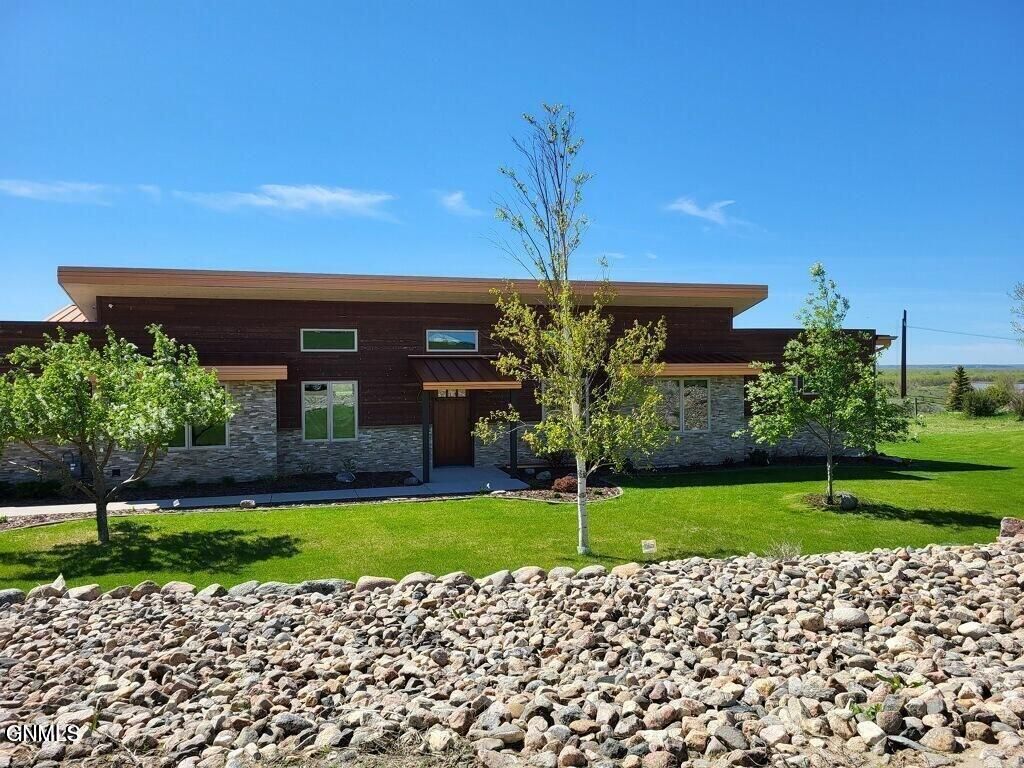 14044 48th Street NW, Williston, ND 58801 photo 3