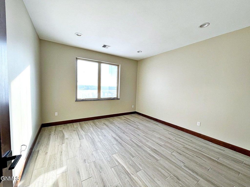 14044 48th Street NW, Williston, ND 58801 photo 40