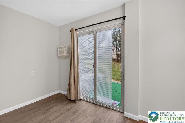 602 East Lexington Street C, Salisbury Twp, PA 18103