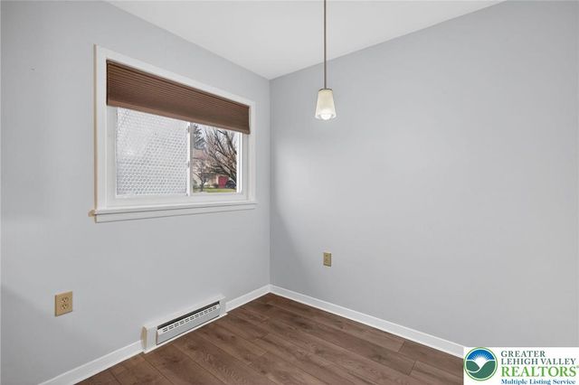 602 East Lexington Street C, Salisbury Twp, PA 18103