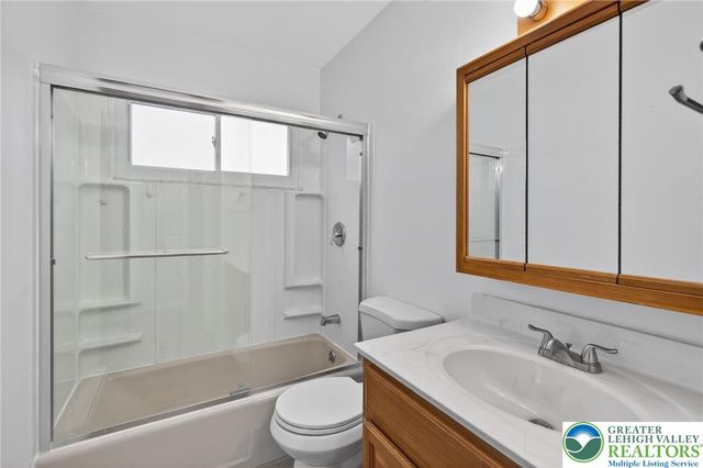 602 East Lexington Street C, Salisbury Twp, PA 18103