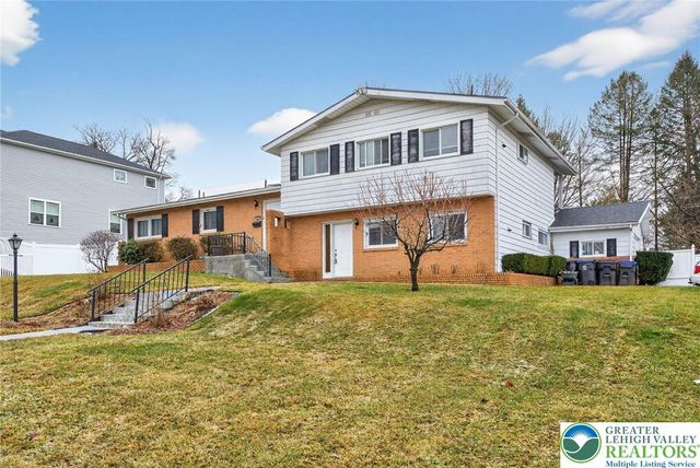 602 East Lexington Street C, Salisbury Twp, PA 18103