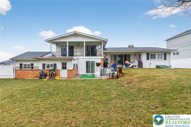 602 East Lexington Street C, Salisbury Twp, PA 18103