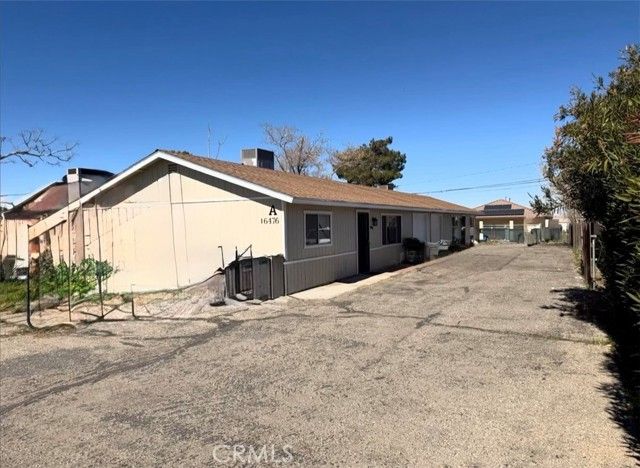 16476 Olive, Hesperia, CA 92345