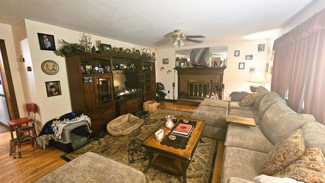 45 Ledgewood Road, Claremont, NH 03743