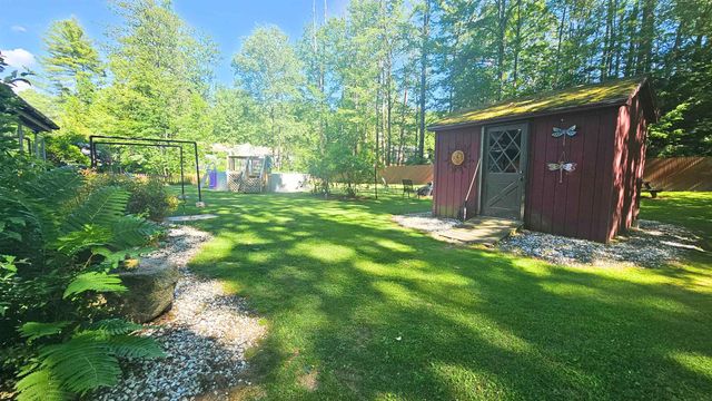 45 Ledgewood Road, Claremont, NH 03743