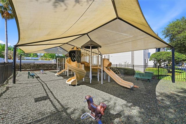 330 SOUTHERN PECAN CIRCLE 205, Winter Garden, FL 34787