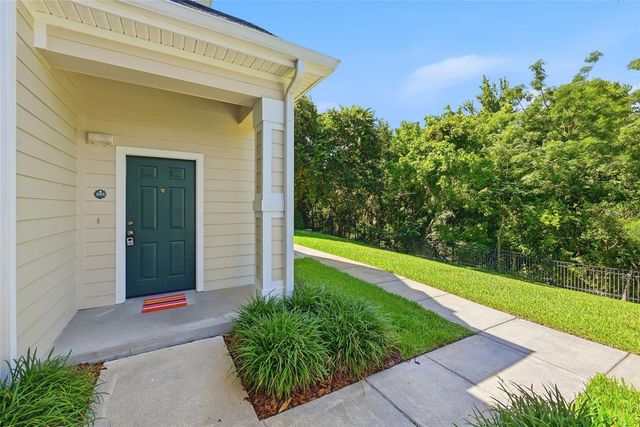 330 SOUTHERN PECAN CIRCLE 205, Winter Garden, FL 34787