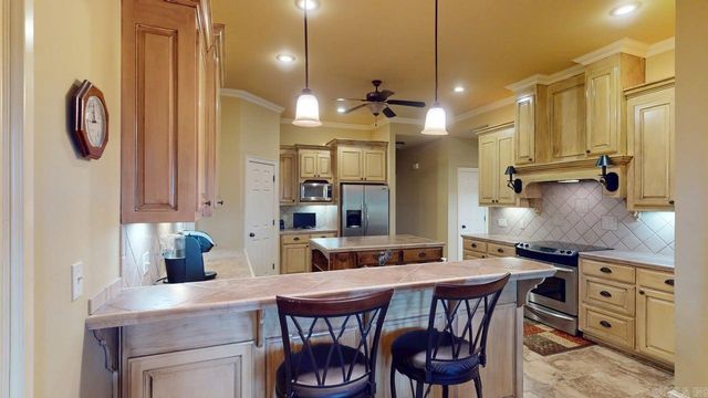 2535 Forest View Drive, Conway, AR 72034