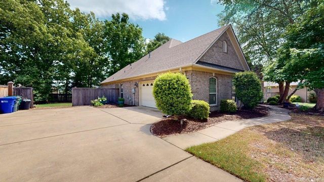 2535 Forest View Drive, Conway, AR 72034