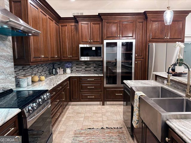 1290 Cameron Creek, Marietta, GA 30062