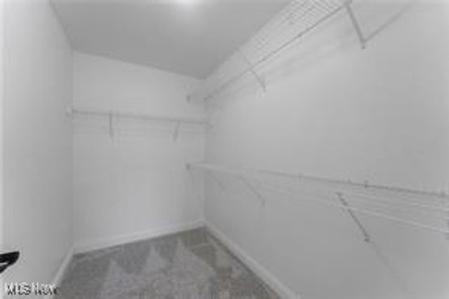 603 S Raccoon Road 14, Austintown, OH 44515