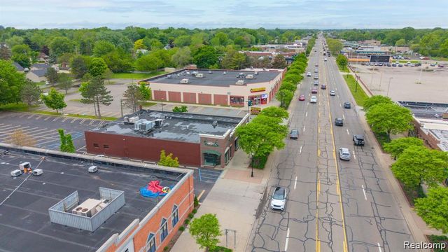 29525 Ford Road, Garden City, MI 48135