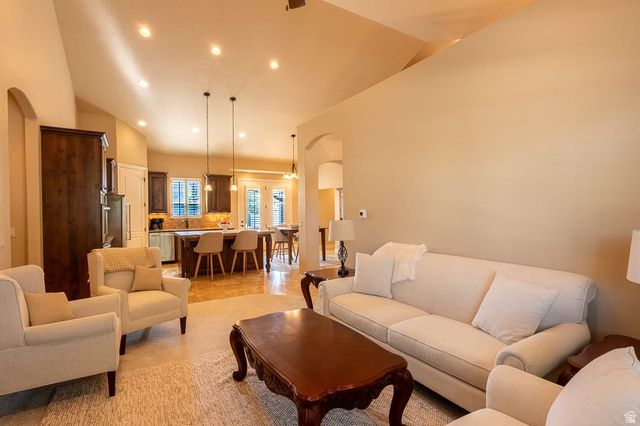 6795 S ENCHANTMENT CV, Midvale, UT 84047