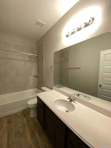 1331 HILLSONG ST, New Braunfels, TX 78130