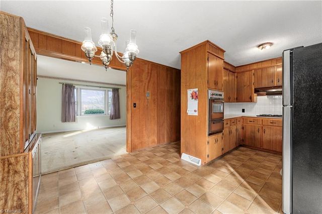 843 Crawford Street, Winston-salem, NC 27101