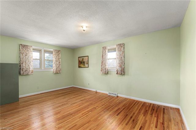 843 Crawford Street, Winston-salem, NC 27101