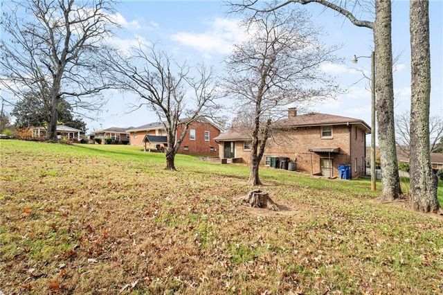 843 Crawford Street, Winston-salem, NC 27101