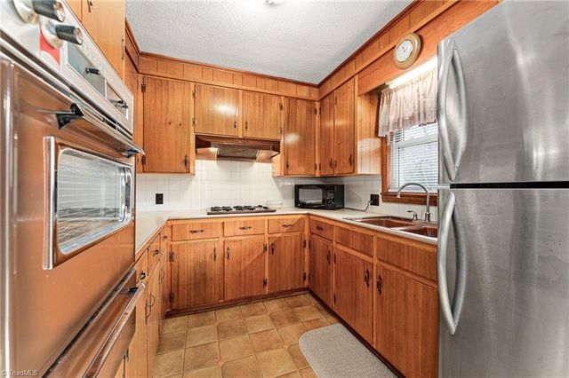 843 Crawford Street, Winston-salem, NC 27101