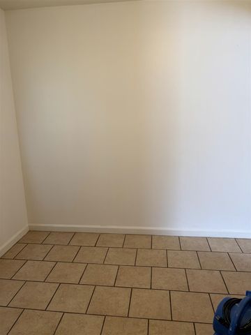 1585 Harvest Lane, Ypsilanti, MI 48198