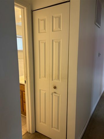 1585 Harvest Lane, Ypsilanti, MI 48198