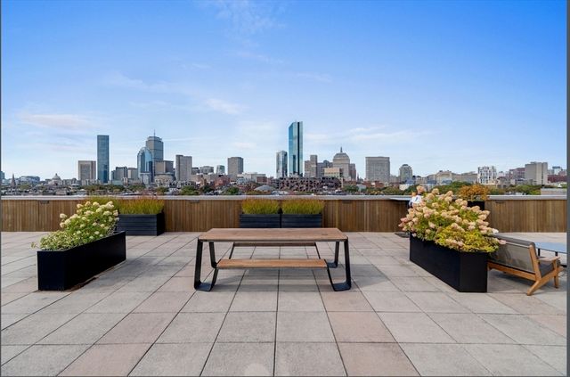 1313 Washington St 206, Boston, MA 02118