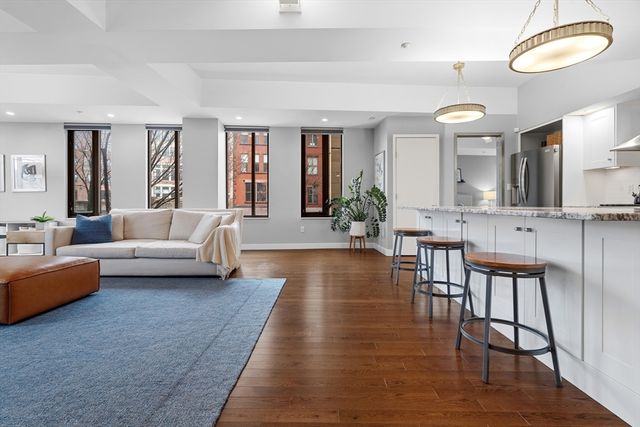 1313 Washington St 206, Boston, MA 02118