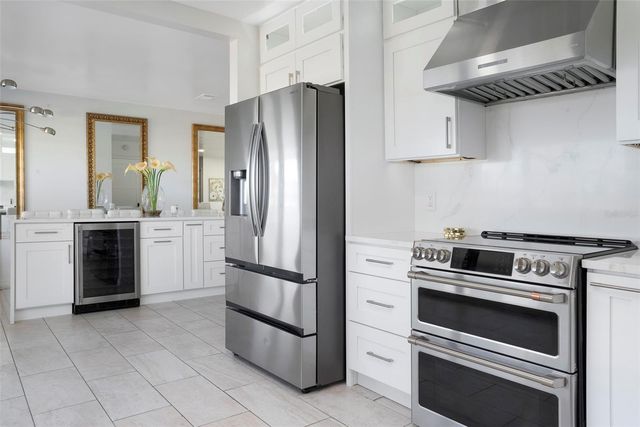 2710 HIBISCUS DRIVE W, Belleair Beach, FL 33786