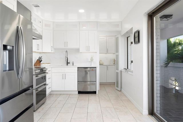 2710 HIBISCUS DRIVE W, Belleair Beach, FL 33786