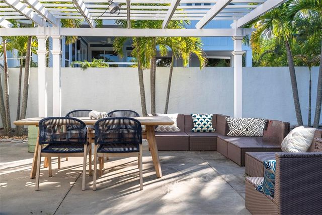 2710 HIBISCUS DRIVE W, Belleair Beach, FL 33786