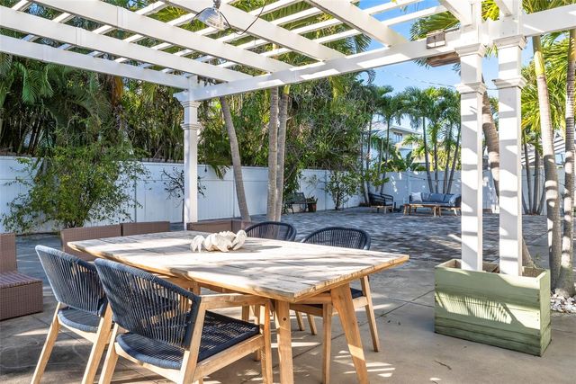 2710 HIBISCUS DRIVE W, Belleair Beach, FL 33786