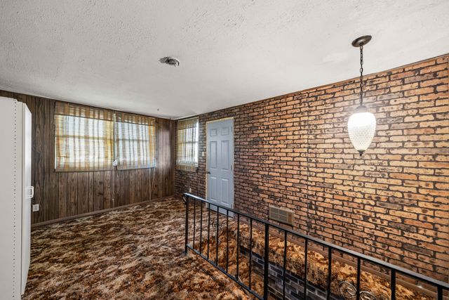 7113 Maple Drive, Urbandale, IA 50322