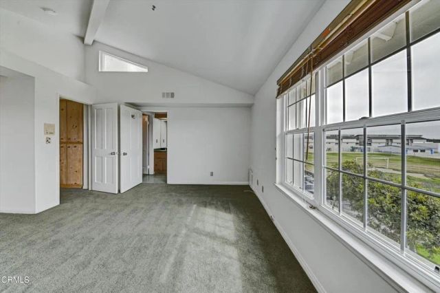 2831 HARBOR Boulevard, Oxnard, CA 93035