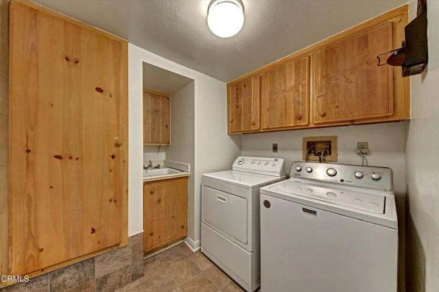 2831 HARBOR Boulevard, Oxnard, CA 93035