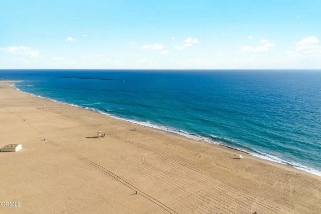 2831 HARBOR Boulevard, Oxnard, CA 93035