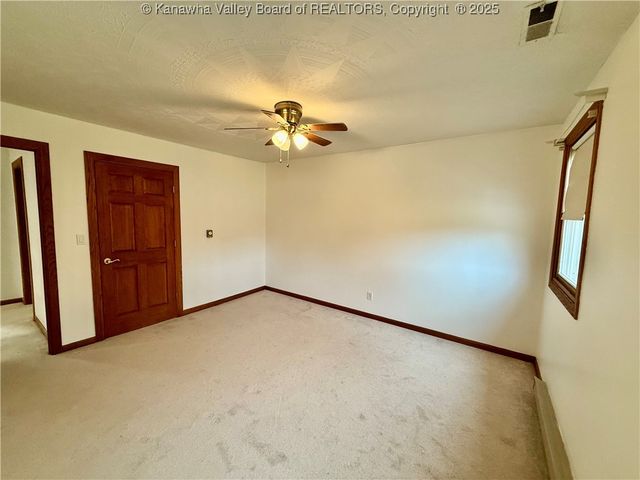 38 Smith Road, Ripley, WV 25271