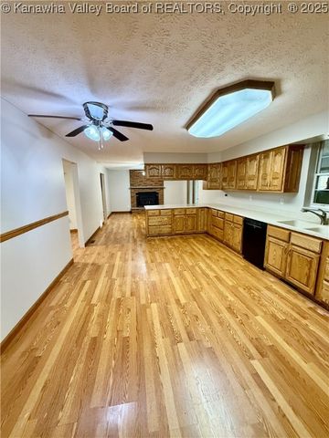 38 Smith Road, Ripley, WV 25271