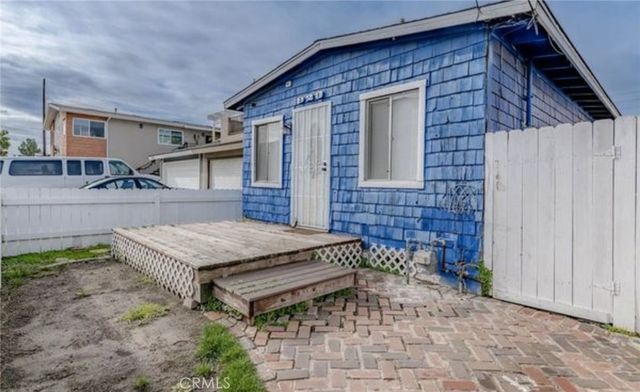 923 Alabama Street, Huntington Beach, CA 92648