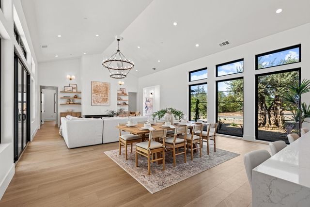 5556 Fetz Ln, Fair Oaks, CA 95628