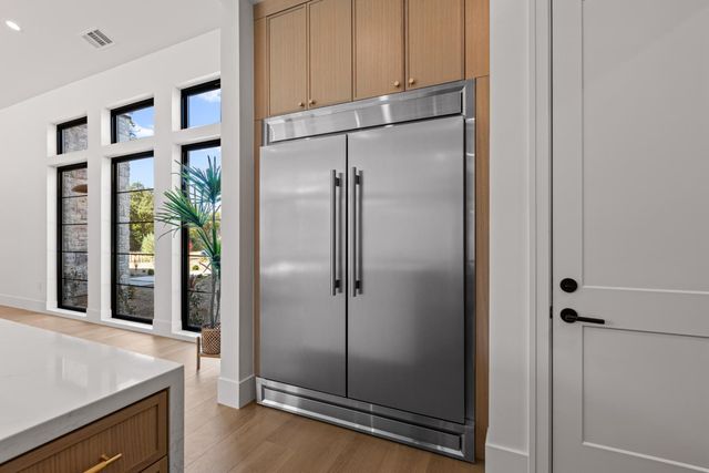 5556 Fetz Ln, Fair Oaks, CA 95628