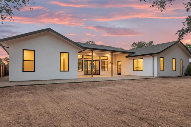 5556 Fetz Ln, Fair Oaks, CA 95628