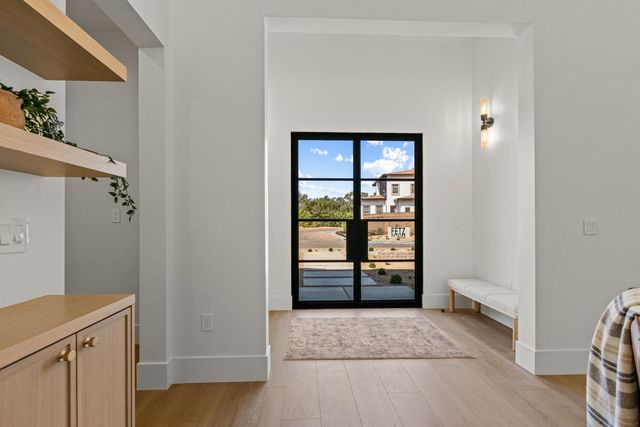 5556 Fetz Ln, Fair Oaks, CA 95628