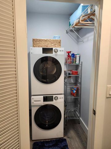 1707 Consulate Place 202, West Palm Beach, FL 33401