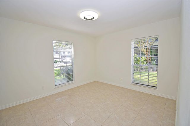 9023 Rue Cambon Street 65, Houston, TX 77074