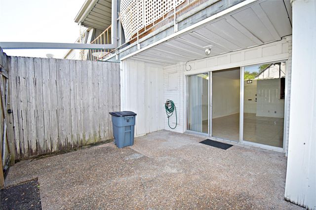 9023 Rue Cambon Street 65, Houston, TX 77074